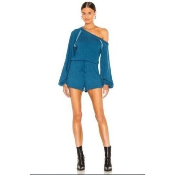 Lovers and Friends Women's Sz S Teal Off Shoulder Long Sleeve Fleece Romper $148 - Picture 3 of 5